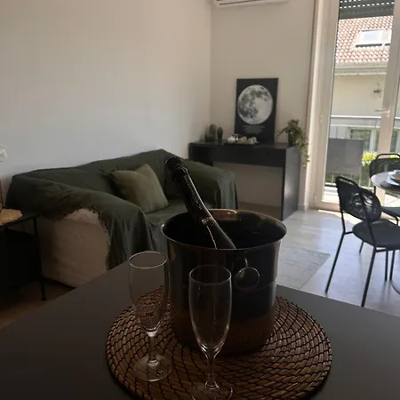 Amor Apartment