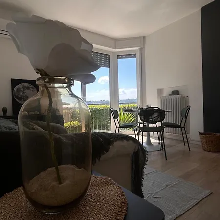 Amor Apartment
